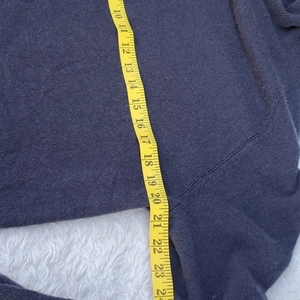 Club‎ Monaco Cashmere turtle neckL